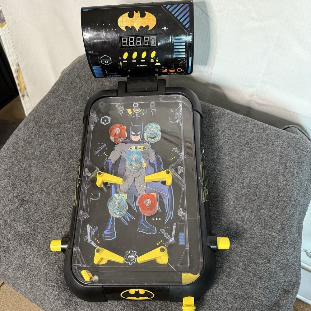 Vintage BATMAN Table-Top PINBALL Machine / Game. (Music + Lights WORK)